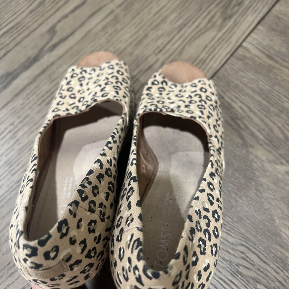 Toms Shoes Women Size 11 Cheetah Leopard Animal Print Wedge Canvasbro - Picture 11 of 14